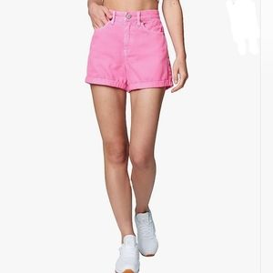 Blank NYC Pink Perry Mom Jean Short Waist Size 25 NWT